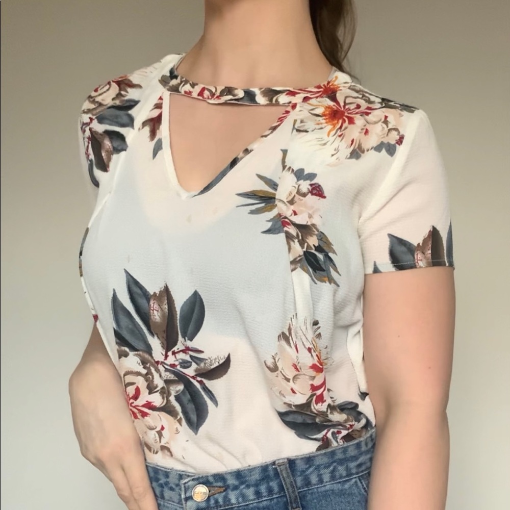 Floral Women’s Top